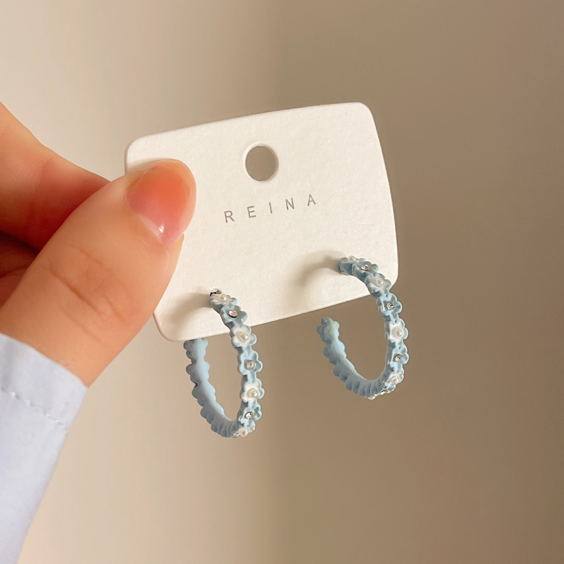 Gentle Style Niche Stud Earrings Minimalist Ear Jewelry For Girls