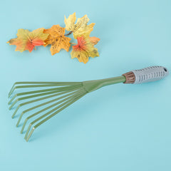9 Teeth Garden Rake 39 37 cm Grass Rake Lightweight Comfort Grip Gardening Tools