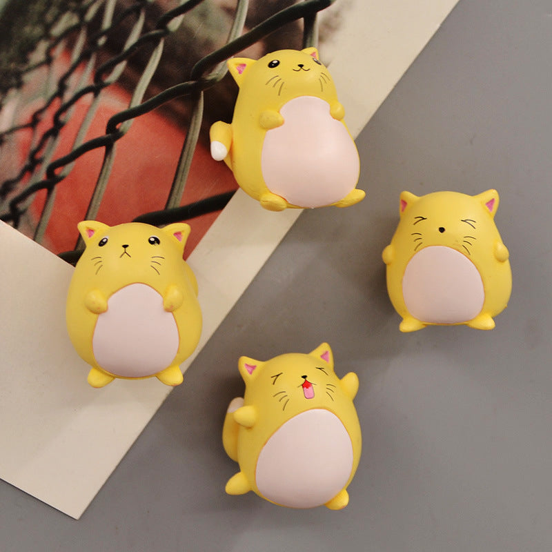4pcs Little Orange Cat Toys for Micro Landscape Decoration