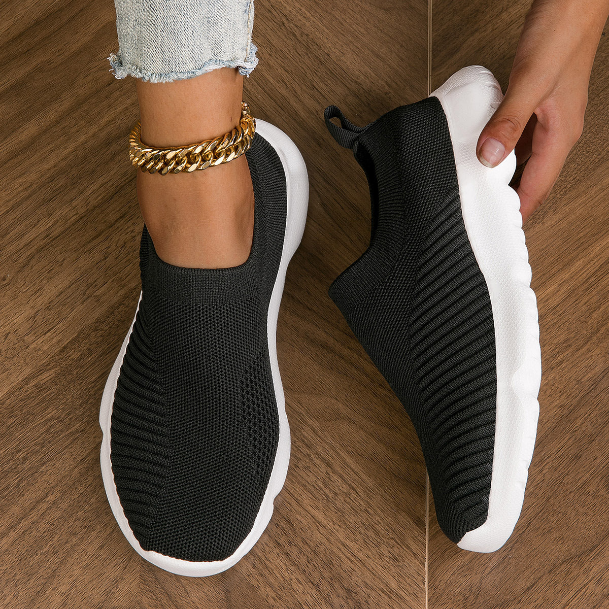 Comfortable Mesh Breathable Woven Shoes Lightweight Slip On Casual Sock Shoes