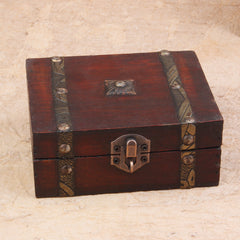 Vintage Wooden Jewelry Storage Box with Lock for Necklaces Earrings Bracelets