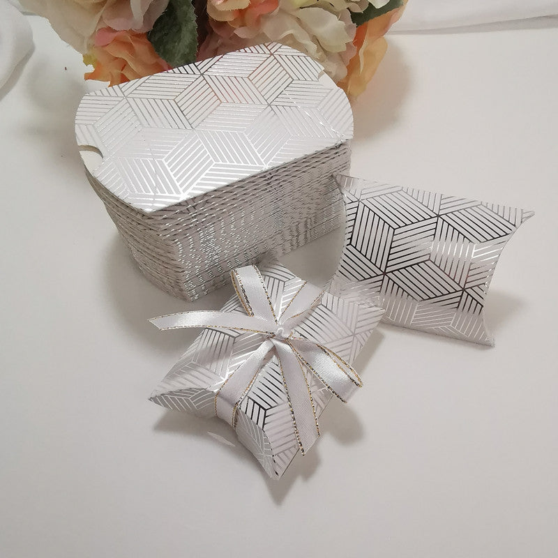 50pcs Pillow Shape Bonbonniere Party Boxes for Birthday or Wedding