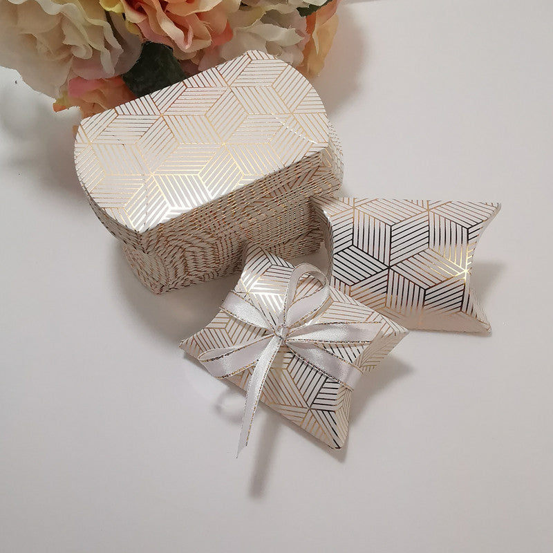 50pcs Pillow Shape Bonbonniere Party Boxes for Birthday or Wedding