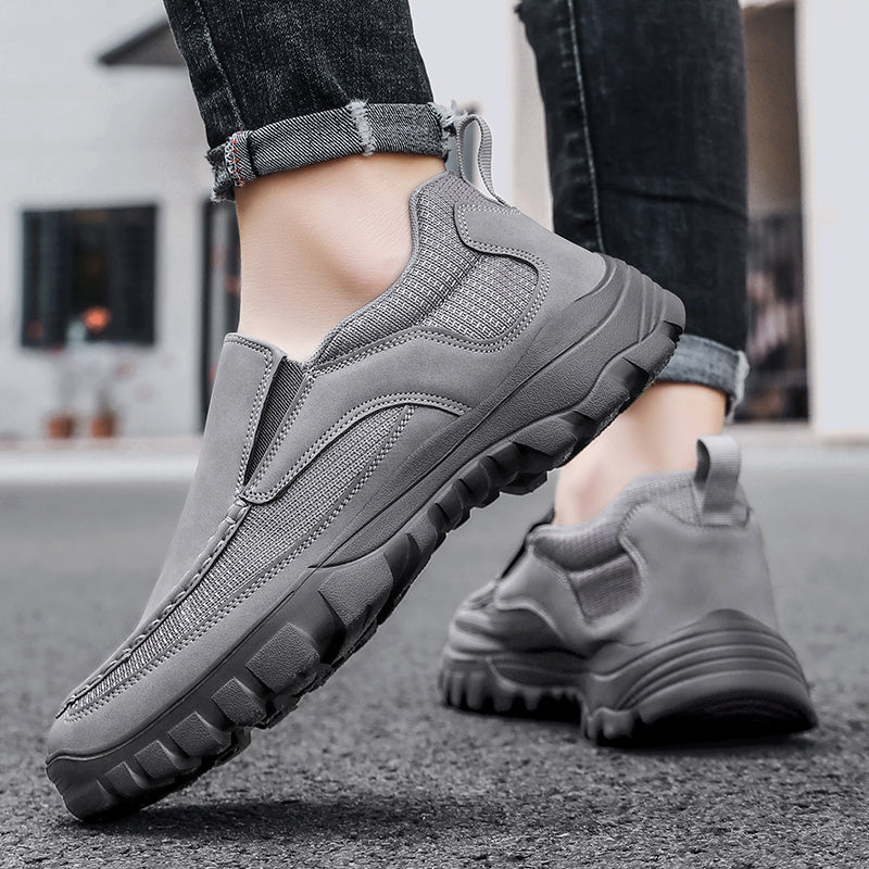 Men's Slip On PU Leather Hiking Shoes Non Slip Comfy Breathable Stylish Shoes