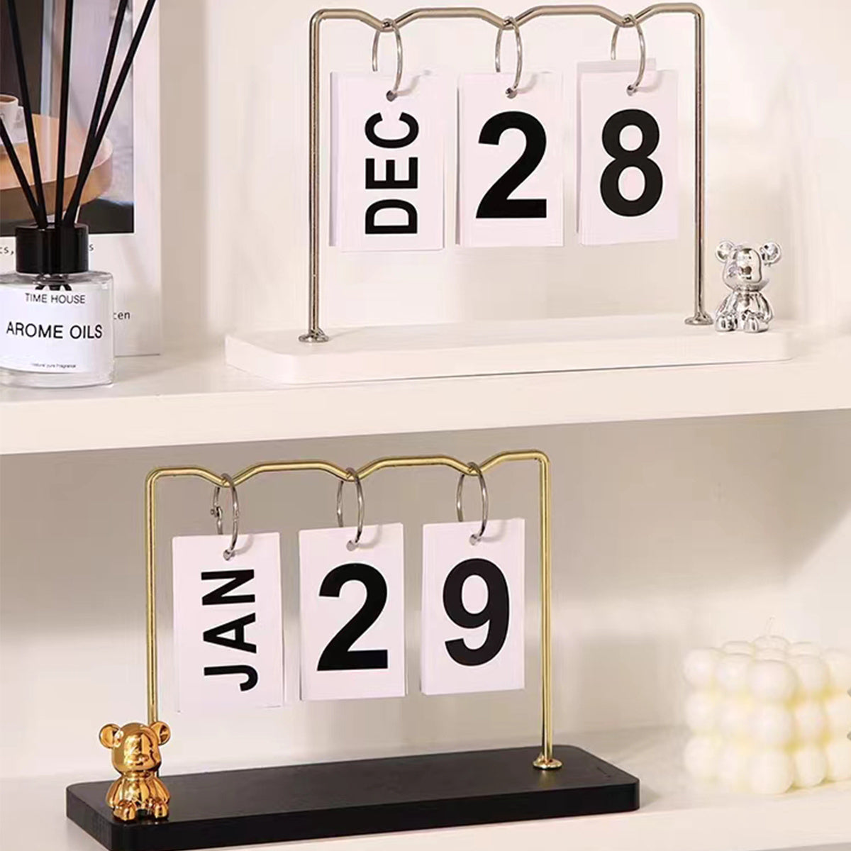 Metal Teddy Bear Shaped Desk Calendar Display for Office