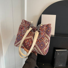 Large Retro Shoulder Bag for Travel & Shopping