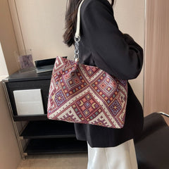 Large Retro Shoulder Bag for Travel & Shopping