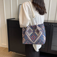 Large Retro Shoulder Bag for Travel & Shopping