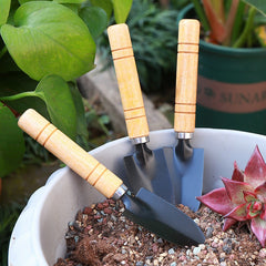 Stainless Steel Gardening Shovel With Wooden Handle