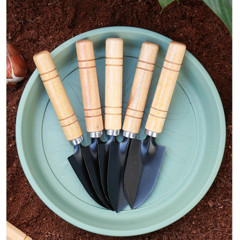 Stainless Steel Gardening Shovel With Wooden Handle