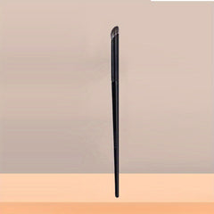 Precision Eyeshadow Brush for Professional Eye Makeup
