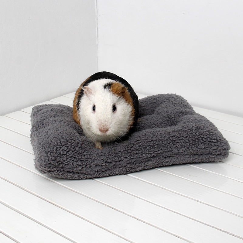Small Pet Sleeping Pad For Hamster And Squirrel