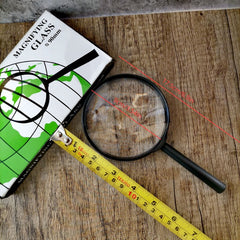 Handheld Magnifying Glass 60mm 90mm Lens for Seniors and Students