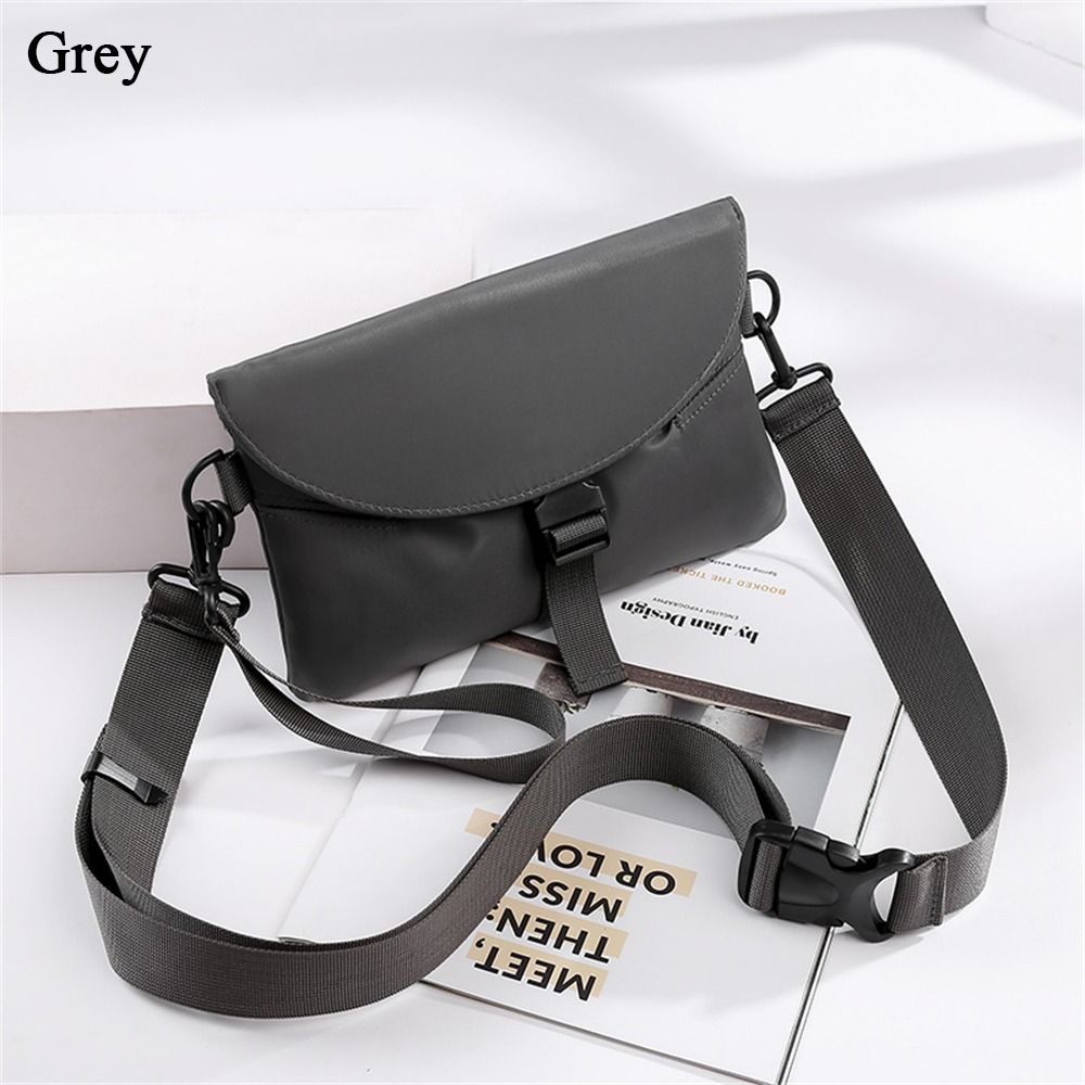Men's Nylon Chest Pack Cellphone Pouch Outdoor Crossbody Bag