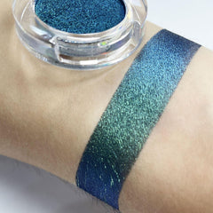 Coral Gradient Chameleon Eyeshadow Powder