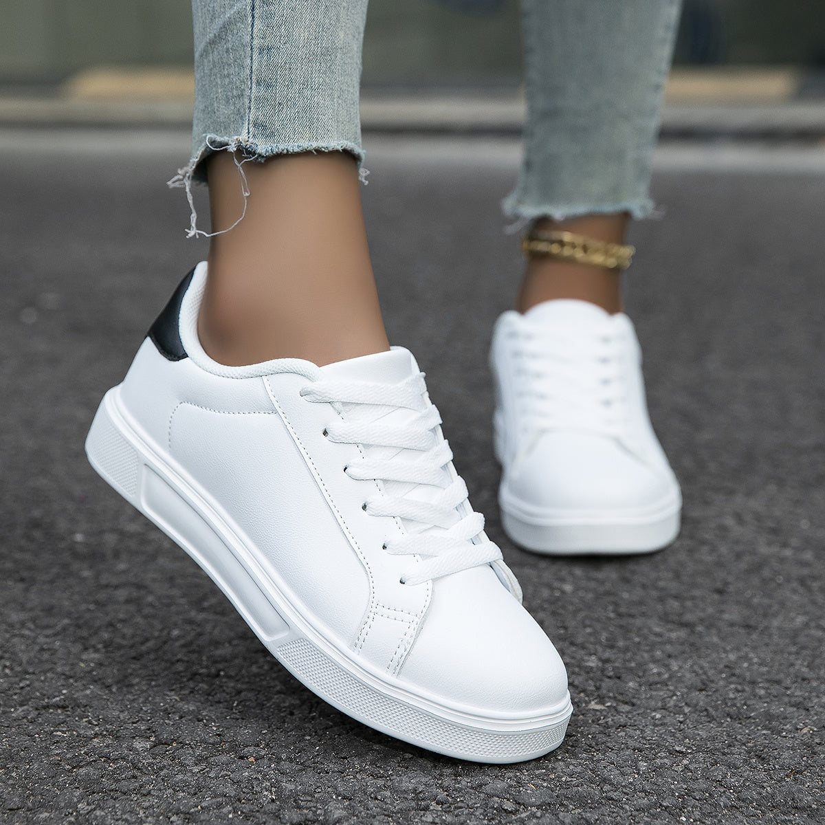 Lightweight Flat Skate Shoes Breathable Comfortable Outdoors