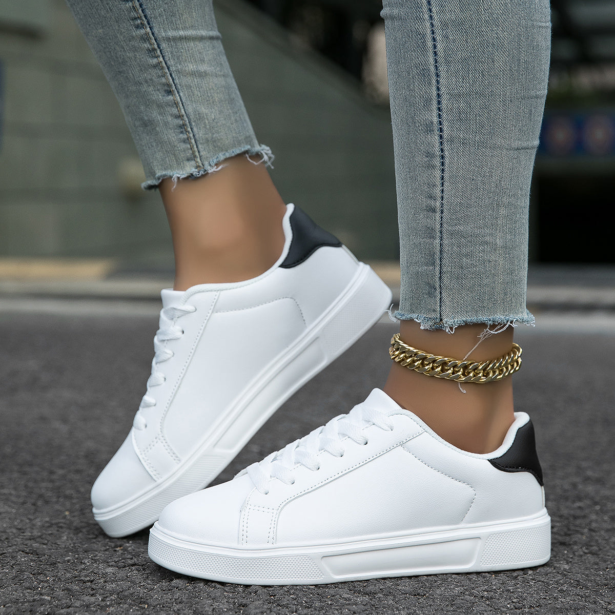 Lightweight Flat Skate Shoes Breathable Comfortable Outdoors