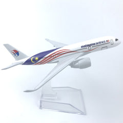 Alloy Aircraft Model Malaysia Airlines 350 Air Gift Toy
