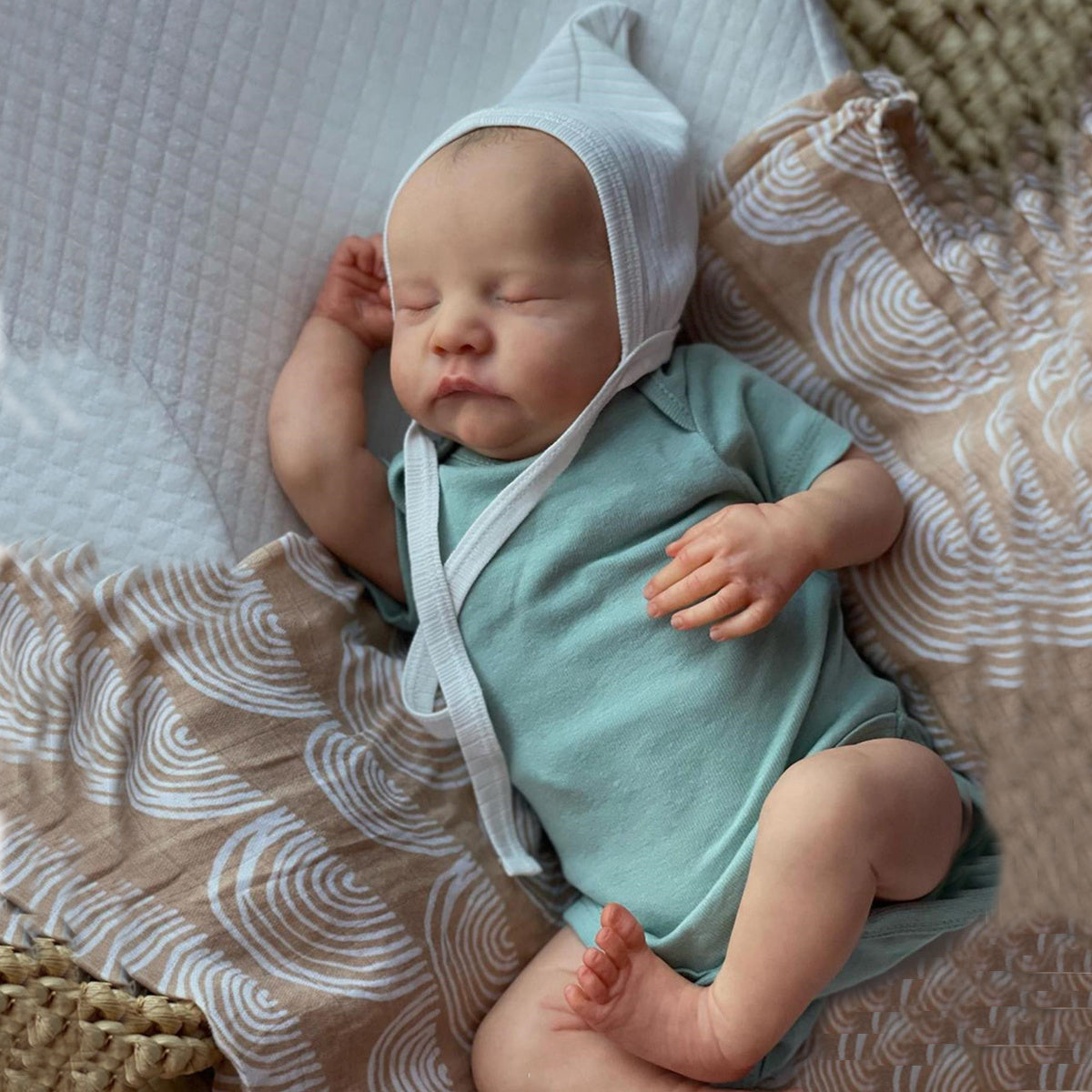 19inch Asleep Baby Reborn Doll 3D Painting Skin Realistic Soft Silicone Toy