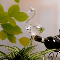 Self Watering Plant Pot Bulbs Automatic Irrigation Garden Globes