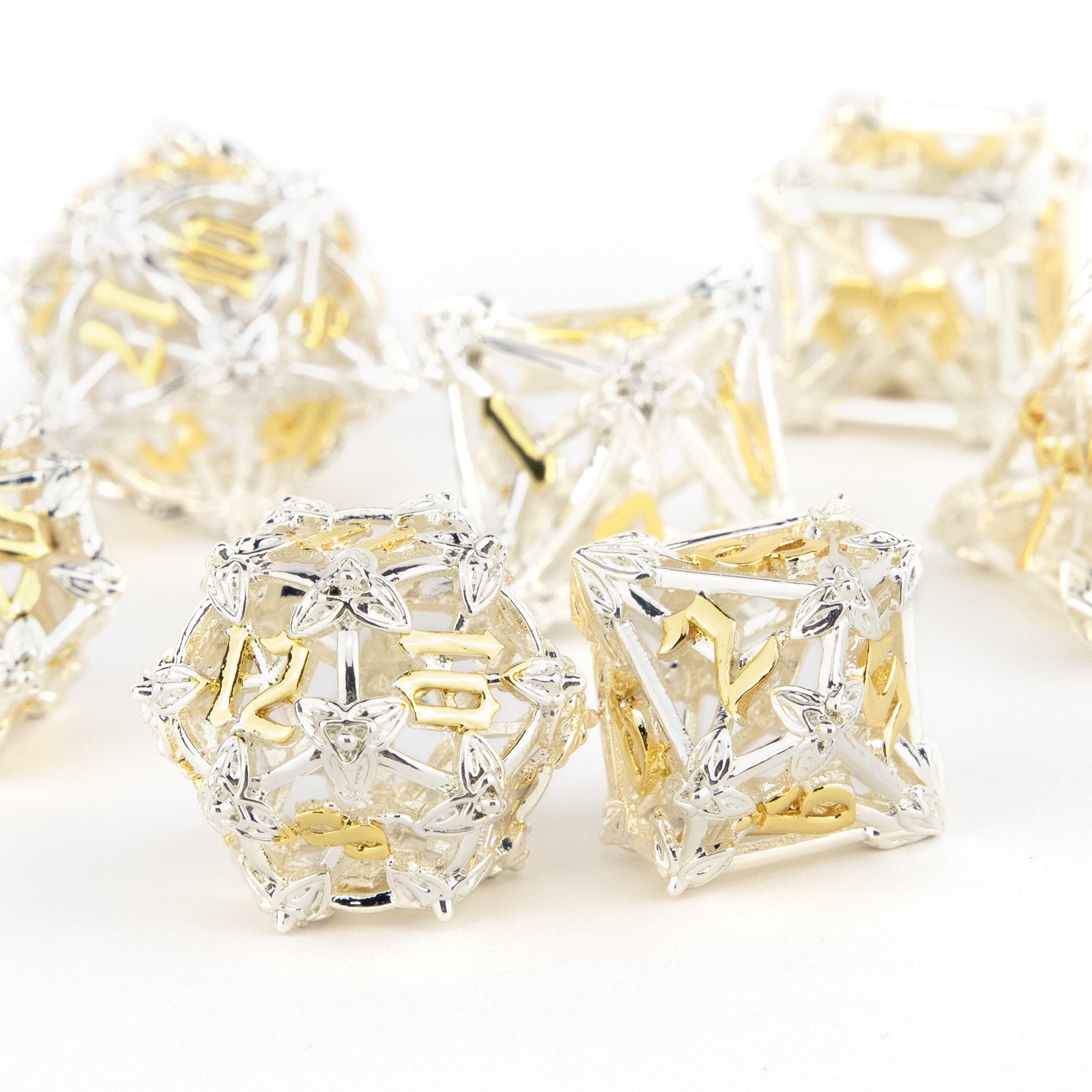 7pcs Yellow Leaf Flower Hollow Metal Dice Set for RPG Game