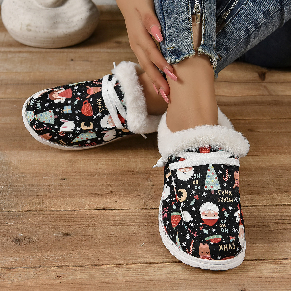 Christmas Cartoon Print Low Top Warm Sneakers
