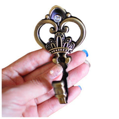 Pair of 9.4 cm Zinc Alloy Vintage Crown Wall Hooks