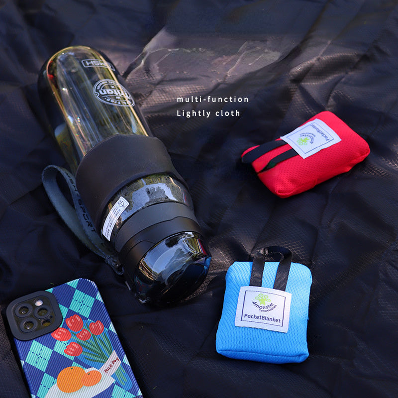 Ultra thin Pocket Mat Waterproof Sandproof Portable Blanket