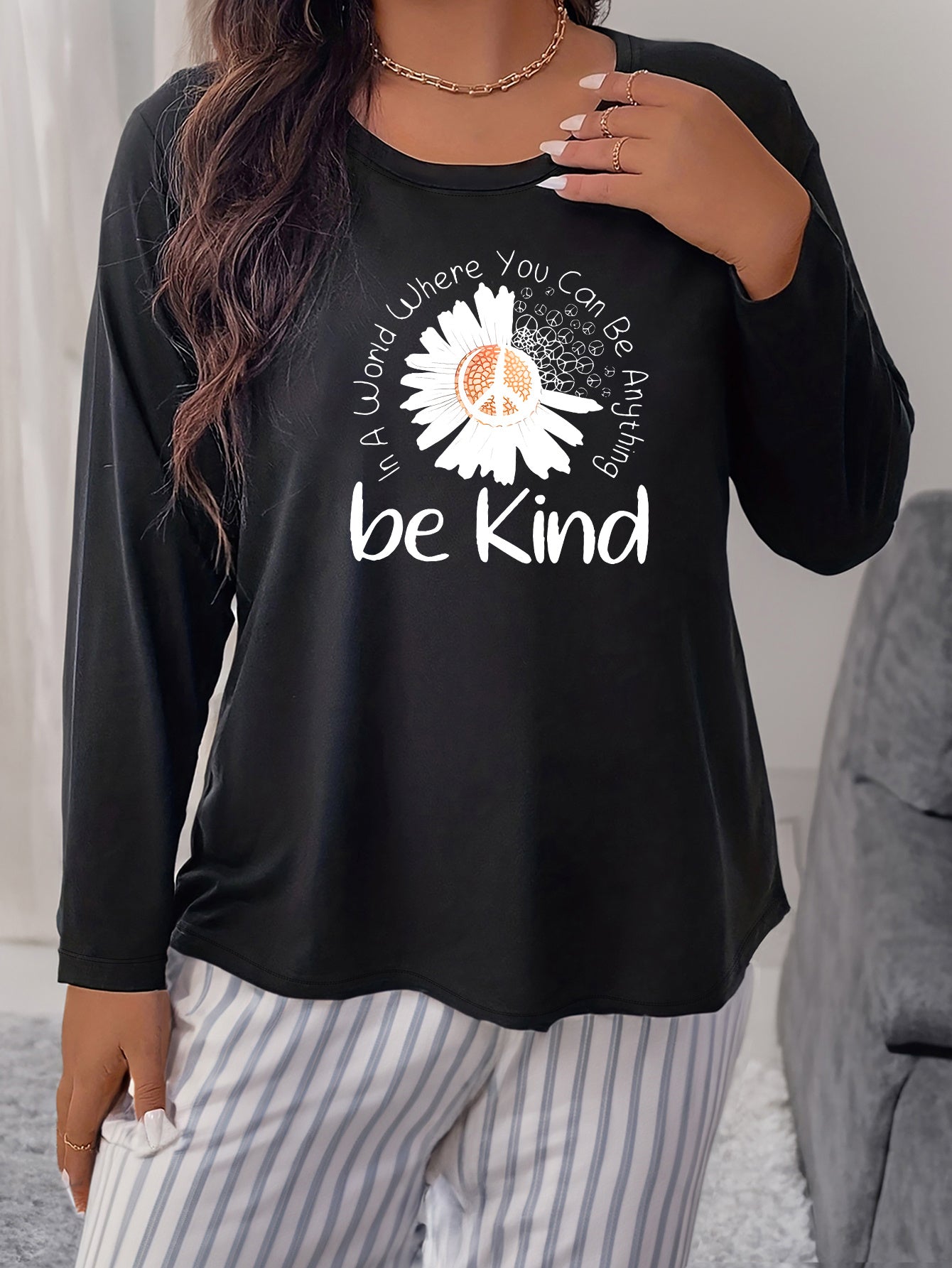 Women's Plus Floral Slogan Print Long Sleeve Round Neck Pajama Top