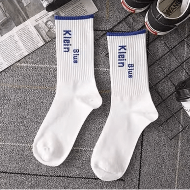 Men's Mid Calf Sports Socks Anti Odor Basketball Autumn Winter