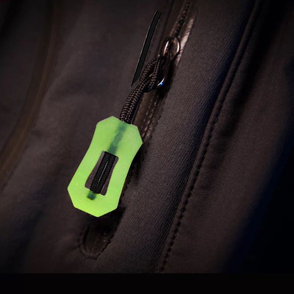 2pcs Mountaineering Backpack Zipper Heads Outdoor Sports Camping Nightlight