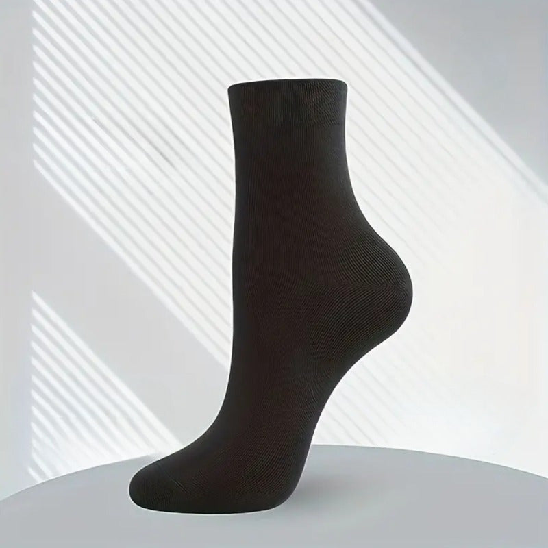Soft Moisture Wicking Crew Socks For Men & Women