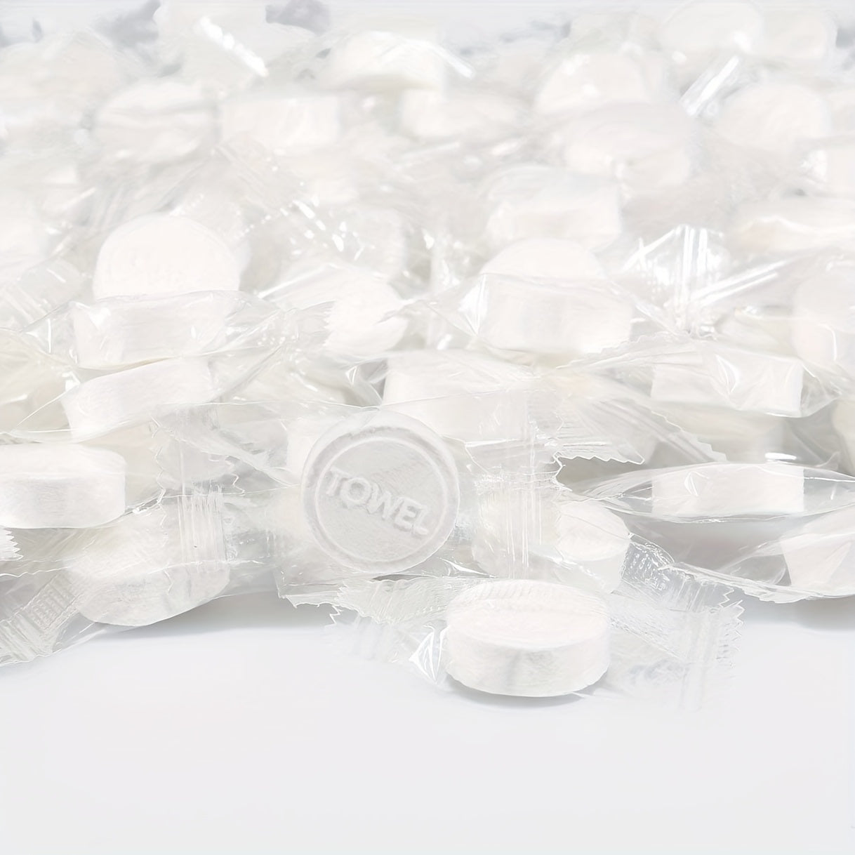 200pcs Compressed Towels Portable Mini Towel Disposable for Travel Camping