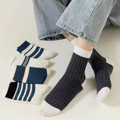 Men's Anti-Odor Crew Socks for Sports with Sweat Absorbent Material