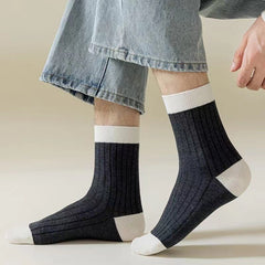 Men's Anti-Odor Crew Socks for Sports with Sweat Absorbent Material