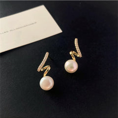 Korean East Gate Pearl Earrings