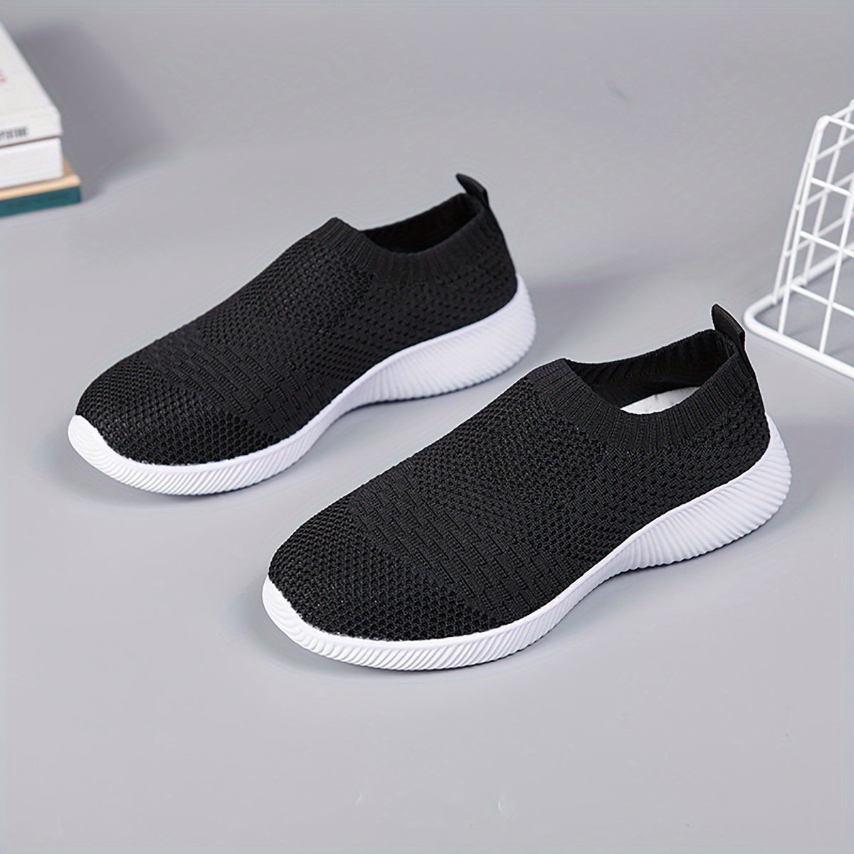 Women's Solid Sneakers Breathable Flying Woven Outdoor Shoes Lightweight