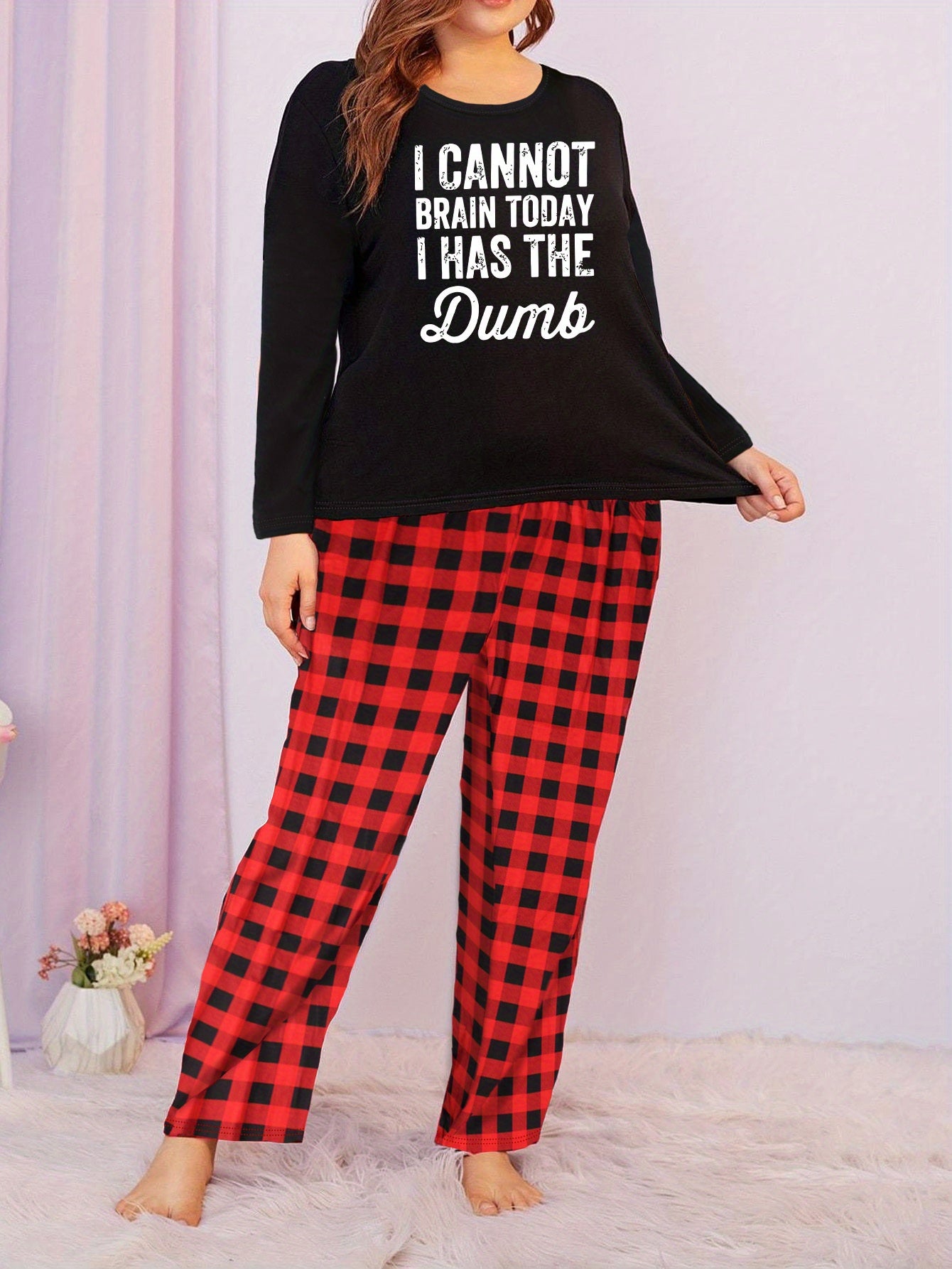 Women's Letter Graphic Tee & Plaid Pants Lounge Set