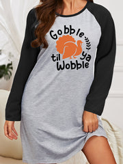 Funny Turkey & Letter Graphic Raglan Long Sleeve Plus Size Nightdress