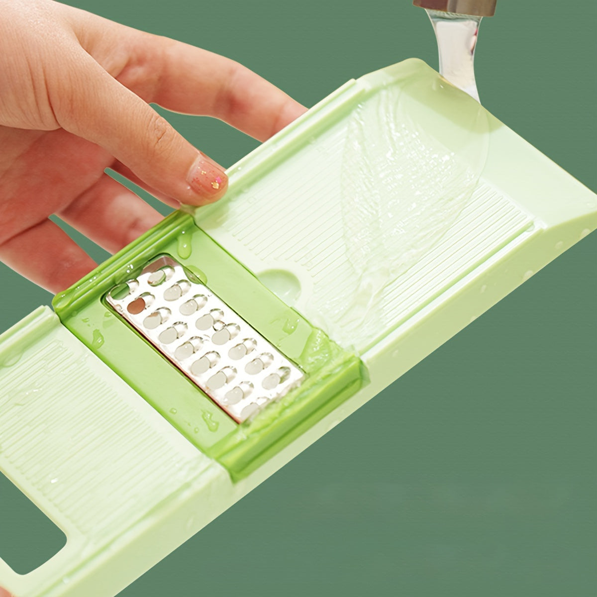 Manual Vegetable Cutter for Home and Outdoor Use