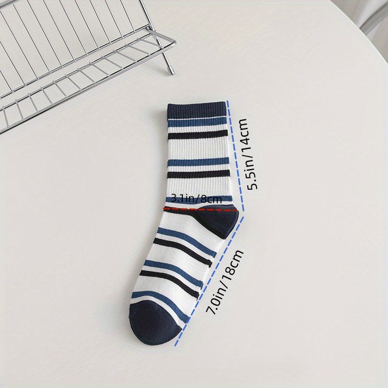 5 Pairs Men's Crew Socks Moisture Wicking Sports Socks