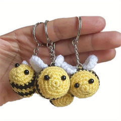 Knitted Bee Keychain Pendant for Car Keys Backpacks Wallets