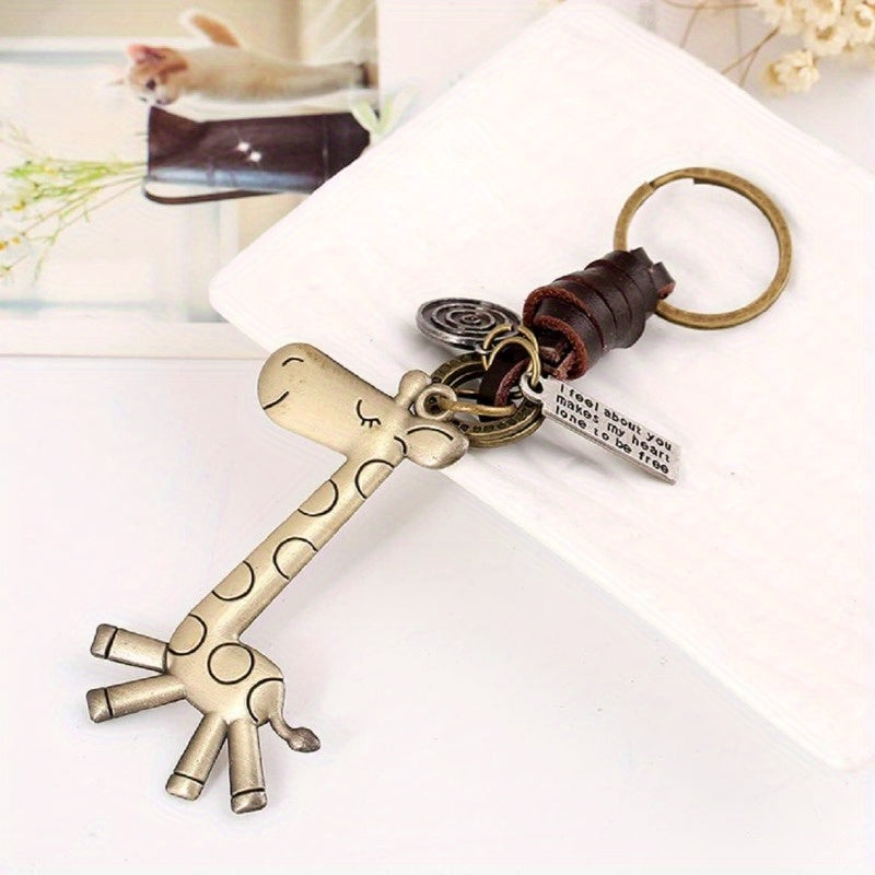Vintage Cowhide Keychain Bronze Giraffe Pendant Keychain Gift