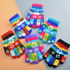 Kids' Snowflake Pattern Gloves, 10-15 Years
