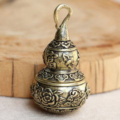 Retro Style Brass Gourd Keychain Pendant Lucky Fengshui Gourd Keyring Gift