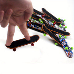 Alloy Finger Skateboard Small Toy for Desktop Play