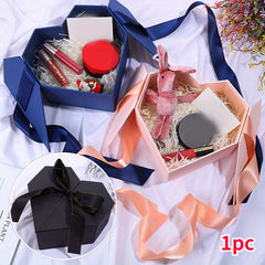 Heart Shaped Wedding Companion for Stores