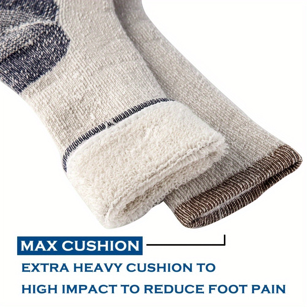 3-pack Men's Warm Crew Socks for Winter Outdoor Activities