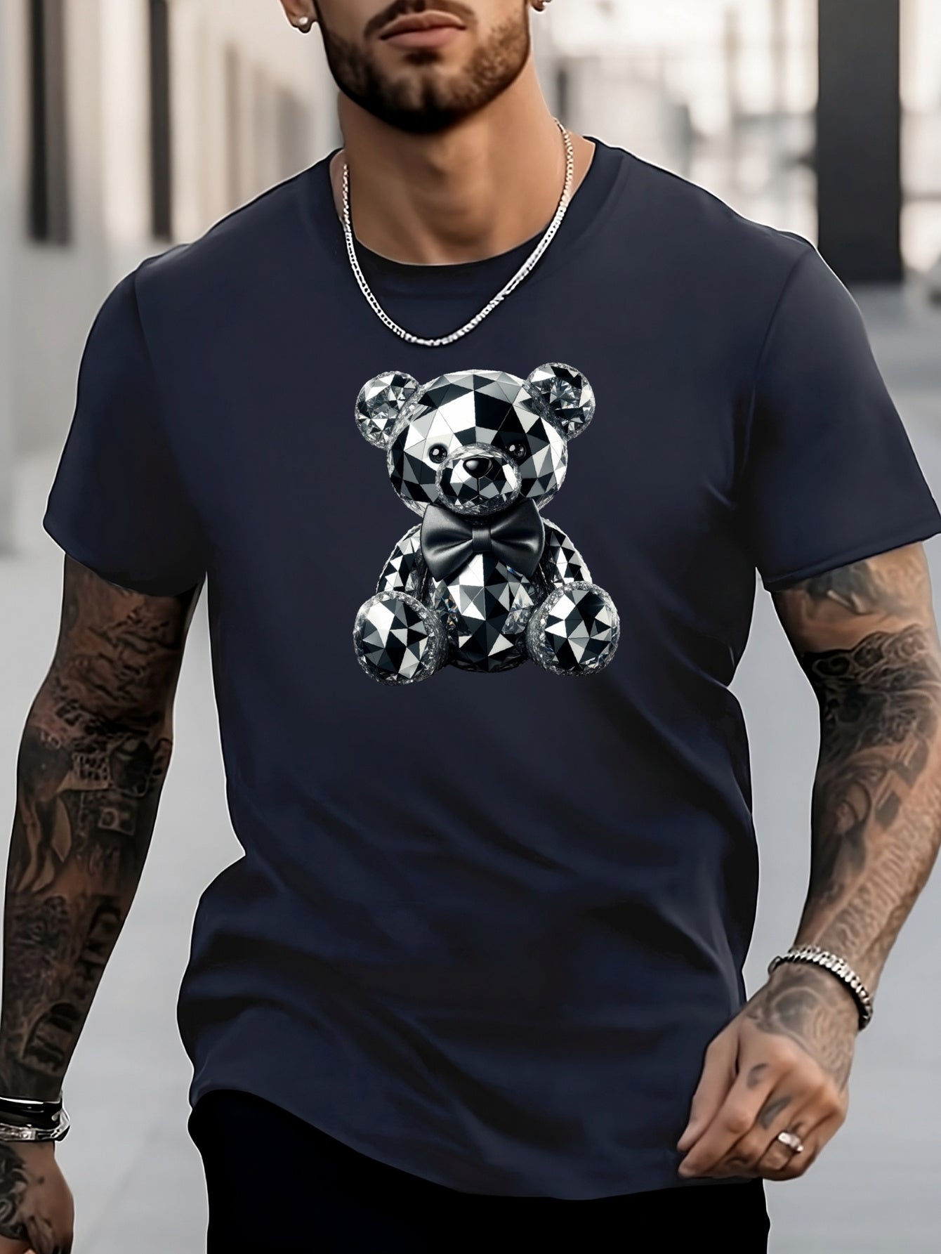 Men's Bear Pattern Crew Neck Shirt for Casual City Walks