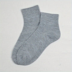 Men's Solid Crew Socks Breathable Comfy Casual Unisex Socks